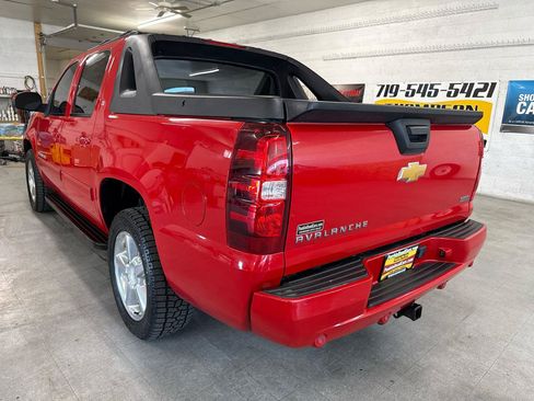 Used 2012 Chevrolet Avalanche LT AWD/4WD image 90