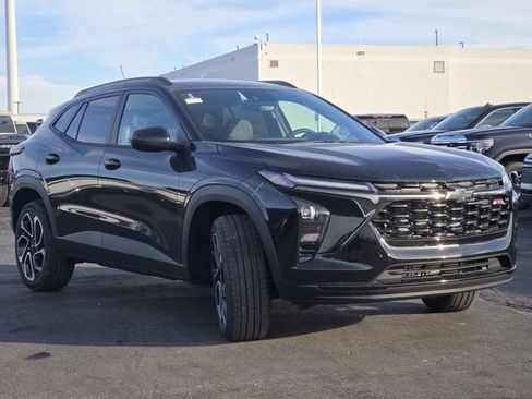 New 2026 Chevrolet Trax RS w/ Driver Confidence Package image 17