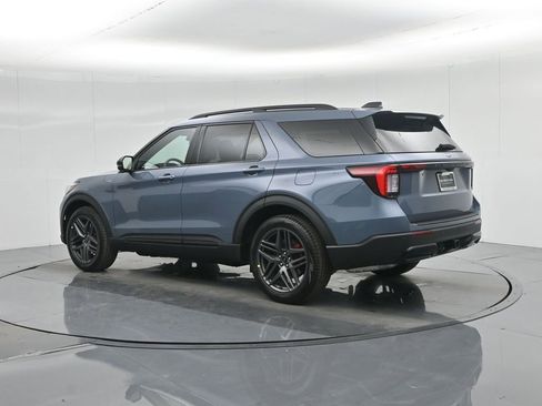 New 2026 Ford Explorer ST-Line image 6