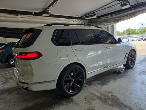 Used 2022 BMW X7 xDrive40i w/ Executive Package AWD/4WD image 4