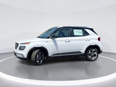 New 2026 Hyundai Venue SEL FWD image 1