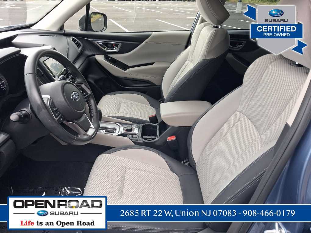 Used 2023 Subaru Forester Premium AWD/4WD image 25