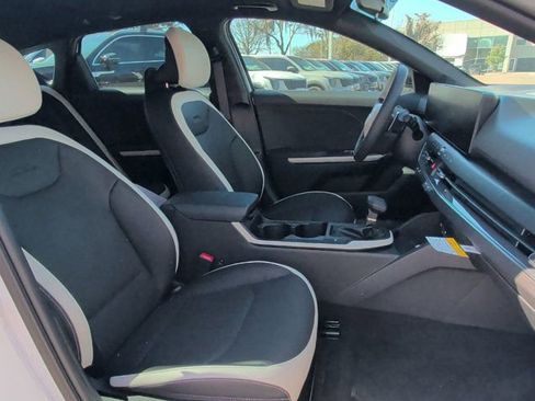 New 2026 Kia K4 GT-Line image 15