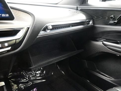 Used 2024 Cadillac Lyriq Sport RWD image 24