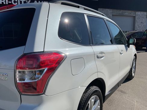 Used 2015 Subaru Forester 2.5i Premium image 8