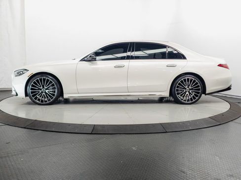 Used 2023 Mercedes-Benz S 580 4MATIC Sedan image 4