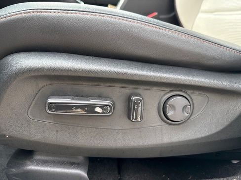 Used 2024 Honda CR-V Sport Touring image 11