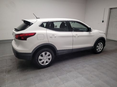Used 2019 Nissan Rogue Sport S FWD image 10