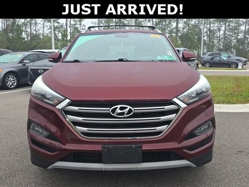 Used 2017 Hyundai Tucson Limited image 2