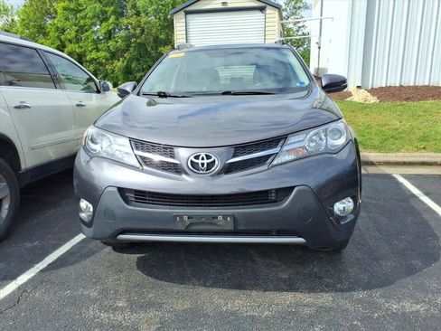 Used 2013 Toyota RAV4 Limited AWD/4WD image 6