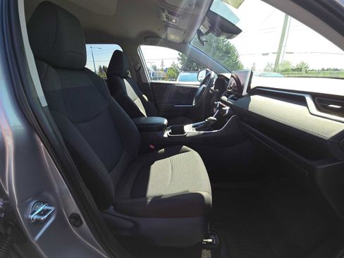 Certified 2025 Toyota RAV4 LE AWD/4WD image 11
