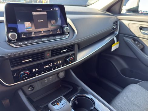 New 2026 Nissan Rogue SV image 21