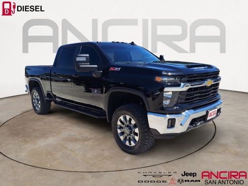 Used 2024 Chevrolet Silverado 2500 LT w/ Texas Edition AWD/4WD image 1