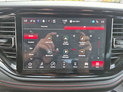 Used 2024 Dodge Durango GT image 39