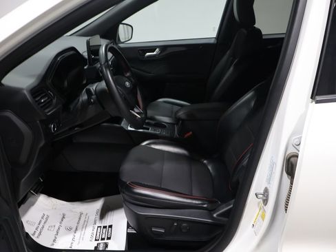 Used 2024 Ford Escape ST-Line image 10