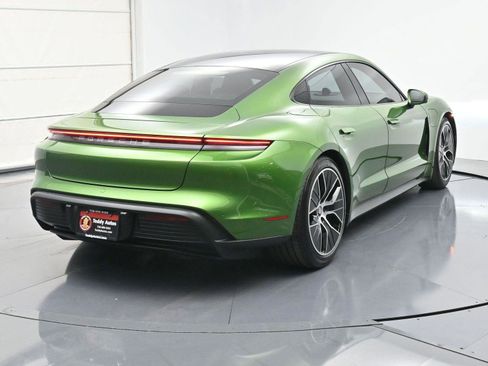 Used 2020 Porsche Taycan 4S image 37