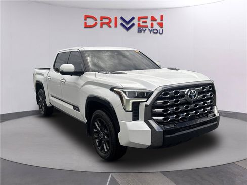 Used 2024 Toyota Tundra Platinum AWD/4WD image 2
