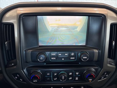 Used 2018 Chevrolet Silverado 2500 High Country image 32