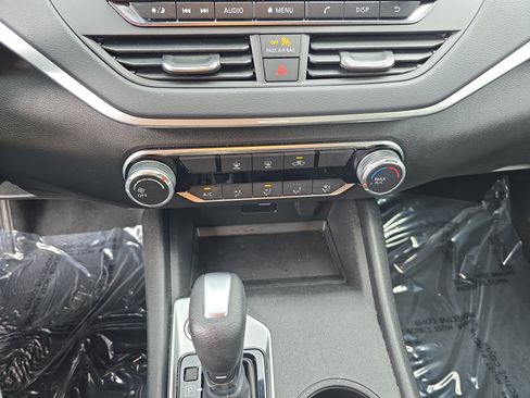 Certified 2023 Nissan Altima 2.5 S FWD image 22