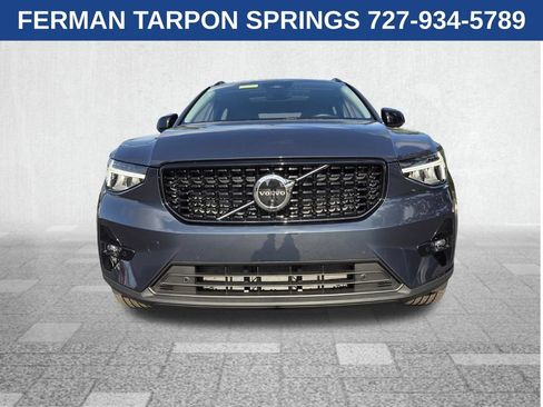 Certified 2026 Volvo XC40 B4 Plus w/ Protection Package Premier FWD image 3