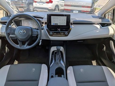 Used 2025 Toyota Corolla LE FWD image 14
