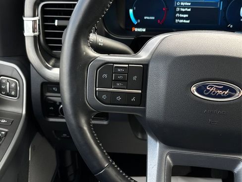 Used 2024 Ford F350 Lariat w/ Camper Package image 31