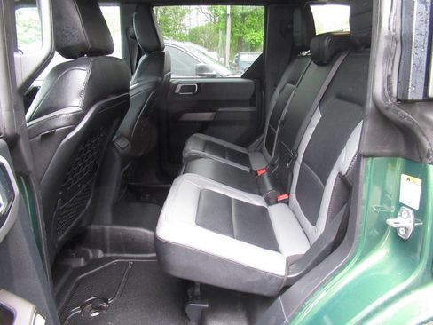 Used 2023 Ford Bronco Black Diamond AWD/4WD image 16