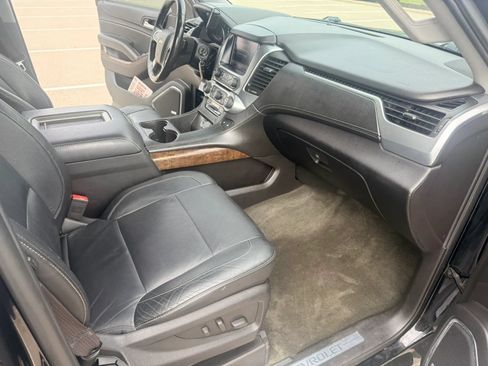 Used 2015 Chevrolet Suburban LT AWD/4WD image 26