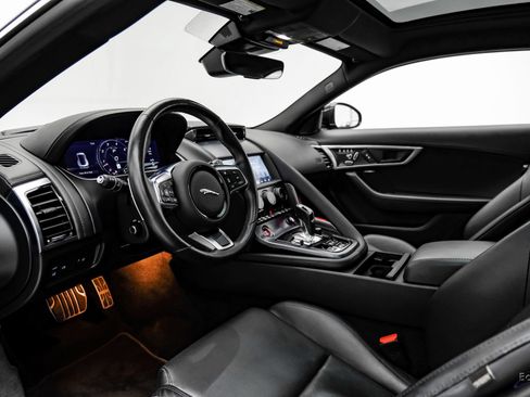Used 2021 Jaguar F-TYPE R-Dynamic AWD/4WD image 36