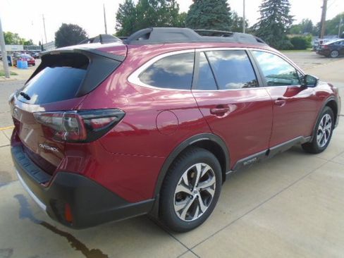 Used 2020 Subaru Outback Limited w/ Popular Package #2 AWD/4WD image 10