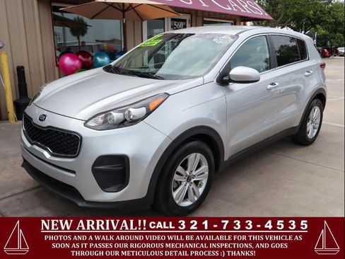 Used 2017 Kia Sportage LX FWD image 1