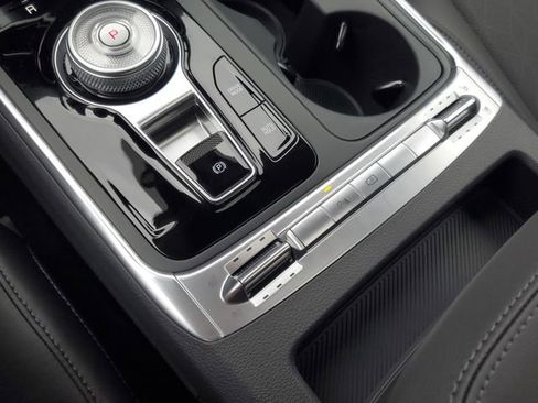 New 2026 Kia Carnival SX image 28