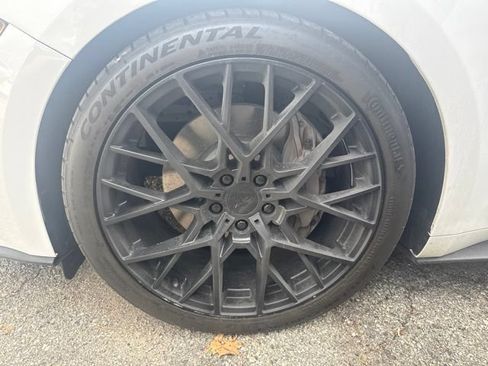 Used 2020 Ford Mustang GT Premium RWD image 7