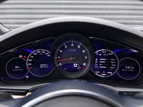Certified 2023 Porsche Cayenne S AWD/4WD image 15