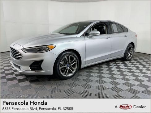 Used 2019 Ford Fusion SEL image 1