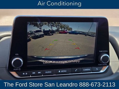 Used 2021 Nissan Rogue SV FWD image 14
