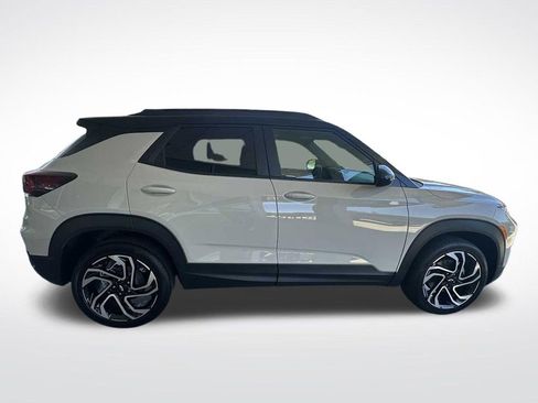 New 2026 Chevrolet TrailBlazer RS w/ Driver Confidence Package AWD/4WD image 9