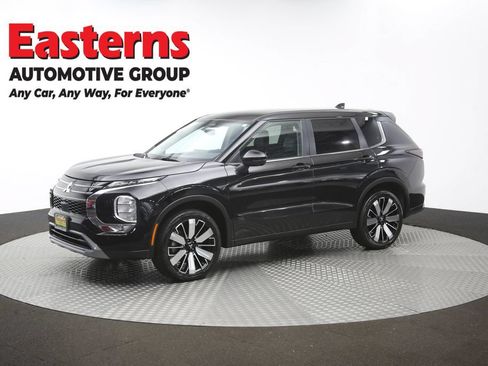 Used 2025 Mitsubishi Outlander SE AWD/4WD image 58