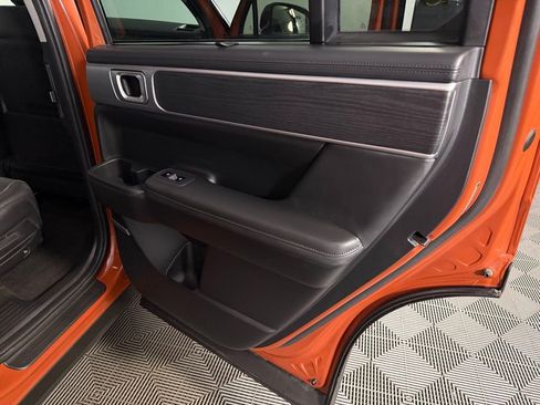 Used 2025 Hyundai Santa Fe Limited image 30