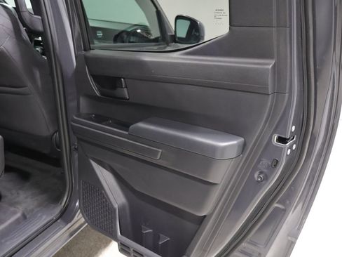 Used 2024 Toyota Tacoma SR5 AWD/4WD image 21