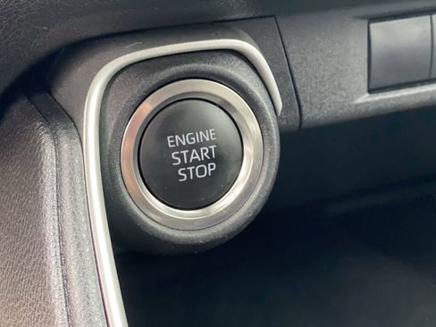 Used 2025 Toyota Grand Highlander XLE image 32