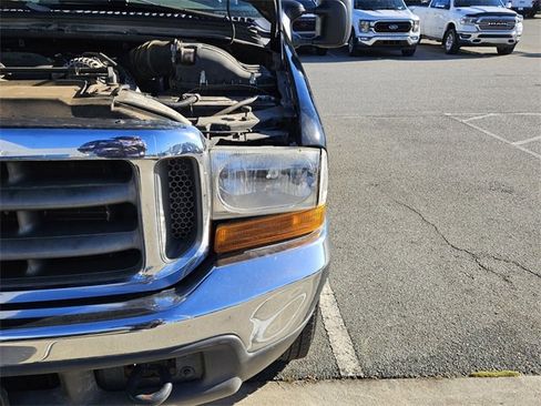 Used 2000 Ford F350 XLT image 3