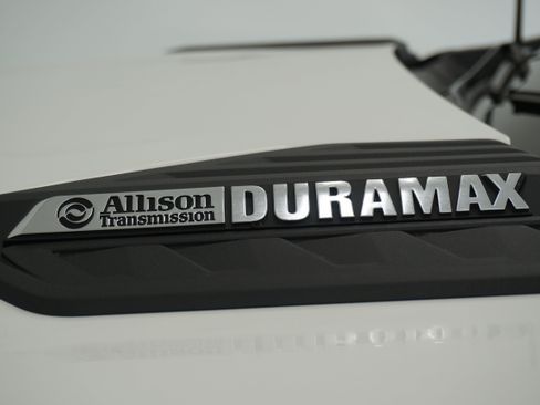 Used 2021 Chevrolet Silverado 2500 LT w/ Fleet Comfort Package image 7