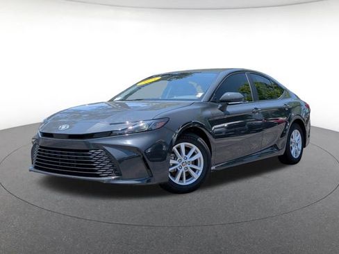 Used 2025 Toyota Camry LE FWD image 1