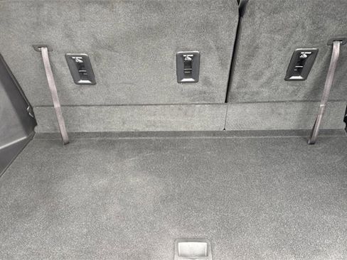 Used 2024 GMC Acadia AT4 w/ Super Cruise Package image 17