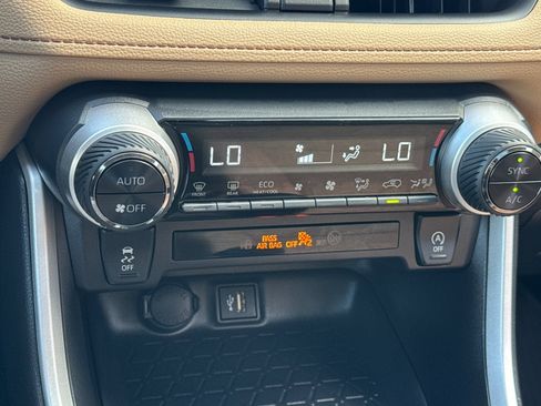 New 2025 Toyota RAV4 XLE image 18