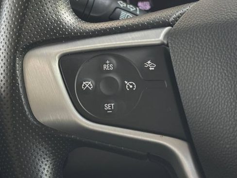Used 2024 GMC Terrain SLE w/ Driver Convenience Package FWD image 12