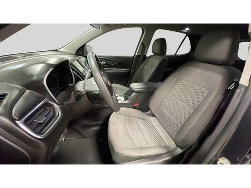 Used 2018 Chevrolet Equinox LT image 12