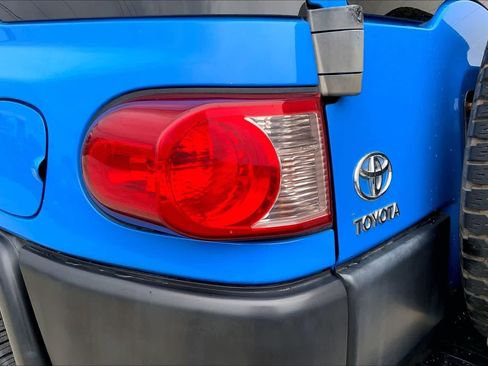 Used 2007 Toyota FJ Cruiser 2WD image 29