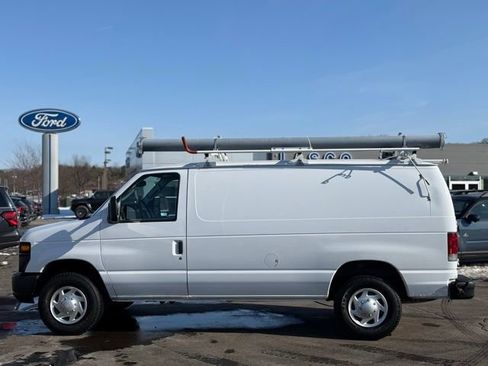 Used 2014 Ford E-250 and Econoline 250 image 41